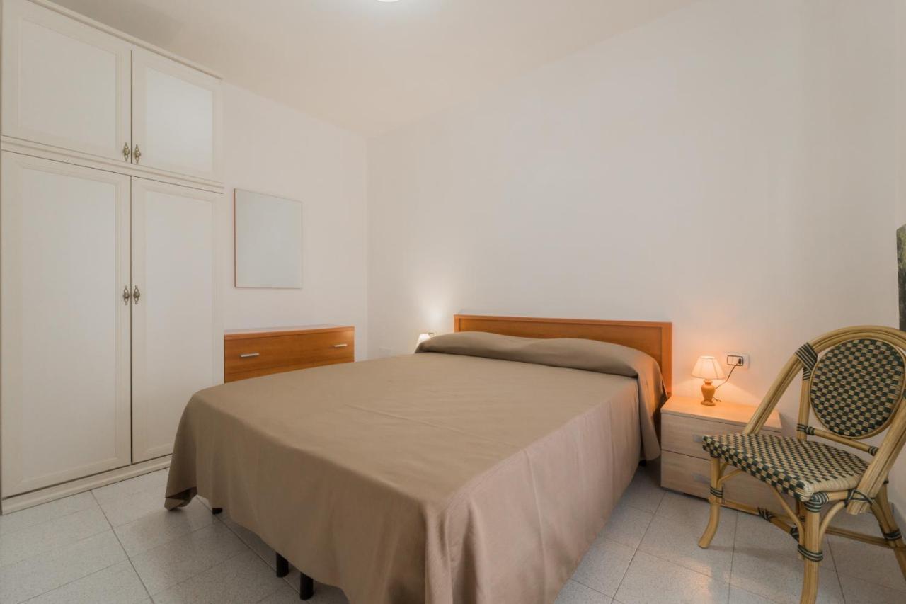 Residence Baia Delle Grazie Casa Morcone エクステリア 写真