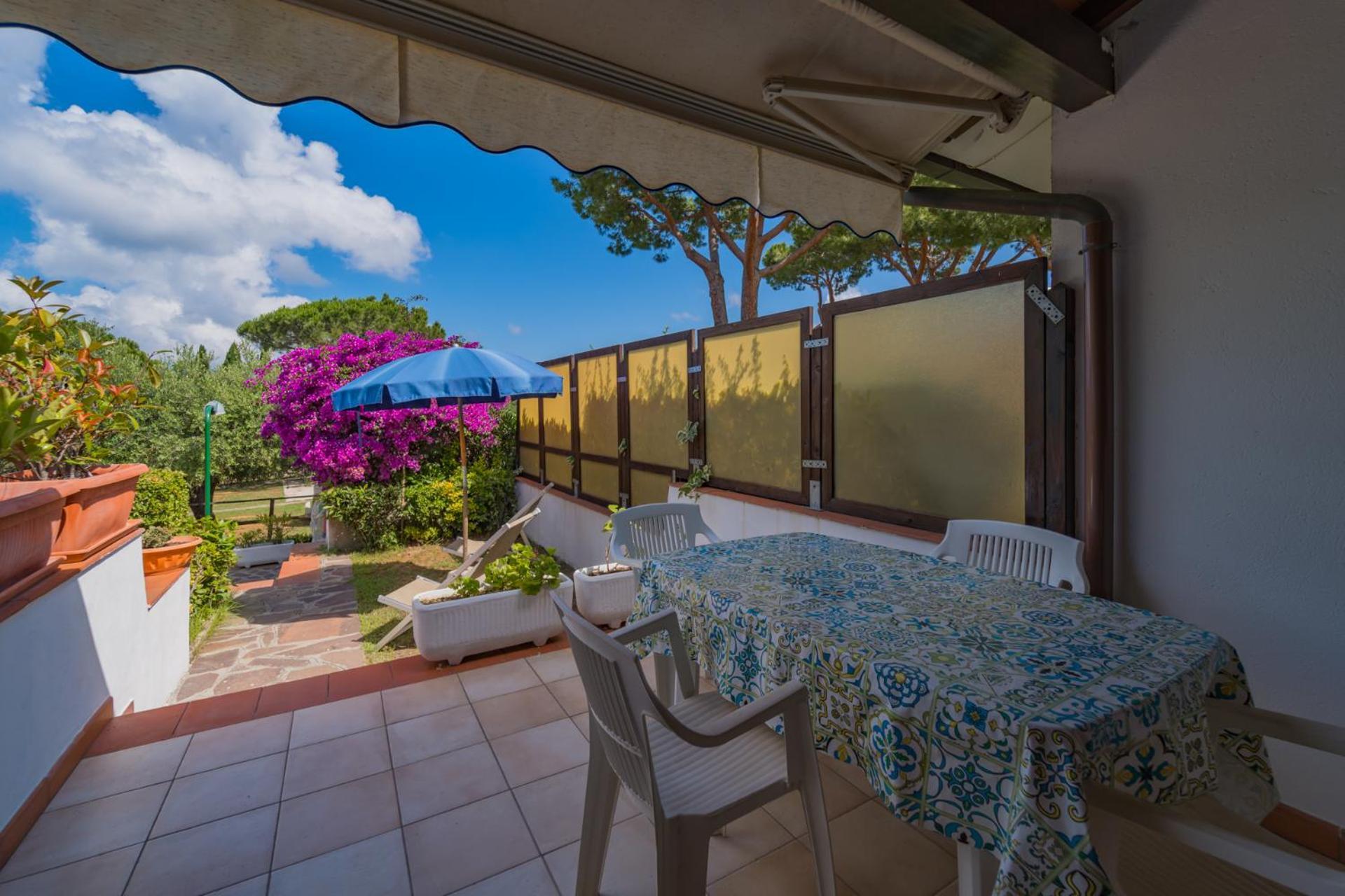 Residence Baia Delle Grazie Casa Morcone エクステリア 写真