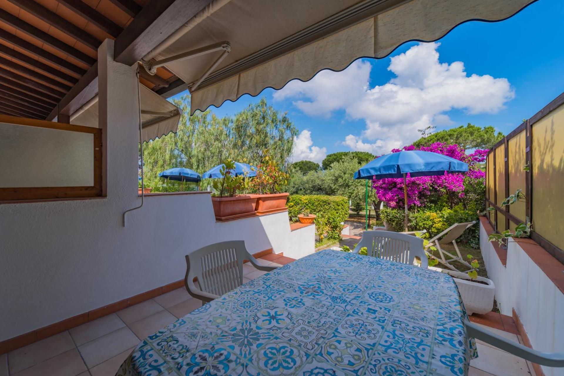 Residence Baia Delle Grazie Casa Morcone エクステリア 写真