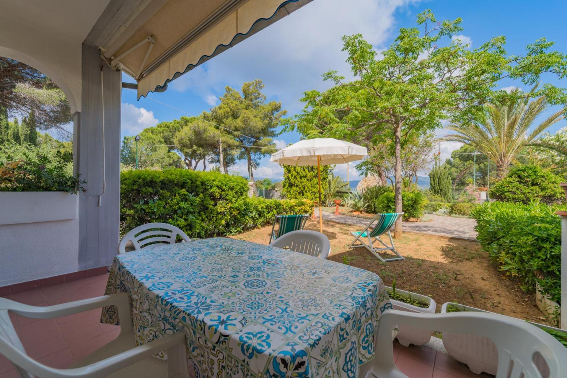 Residence Baia Delle Grazie Casa Morcone エクステリア 写真