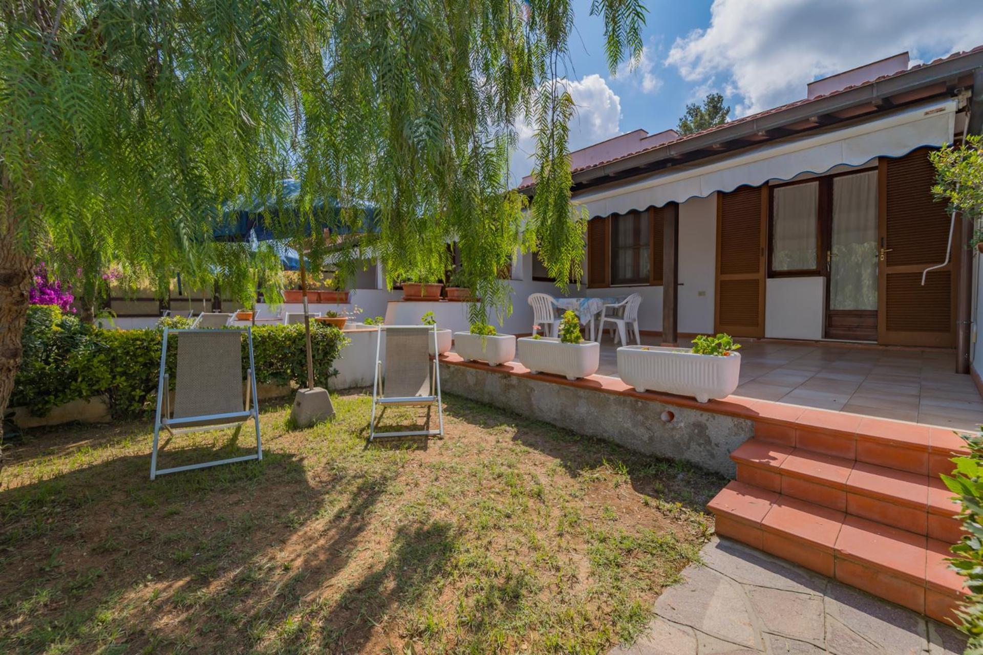 Residence Baia Delle Grazie Casa Morcone エクステリア 写真
